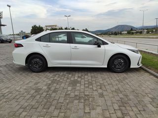 Toyota Corolla 2026 1.5 125HP ACTIVE ΕΤΟΙΜΟΠΑΡΑΔΟΤΟ!!-thumb-3