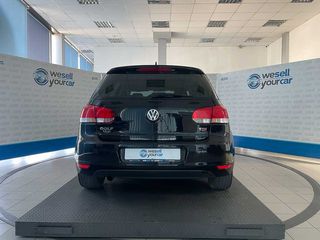 Volkswagen Golf 2010 1,6 TDI (από 86,70€/ μήνα)-thumb-6