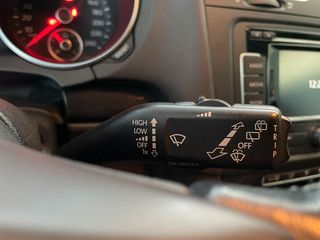 Volkswagen Golf 2010 1,6 TDI (από 86,70€/ μήνα)-thumb-20