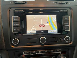 Volkswagen Golf 2010 1,6 TDI (από 86,70€/ μήνα)-thumb-23