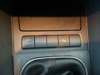 Volkswagen Golf 2010 1,6 TDI (από 86,70€/ μήνα)-thumb-26