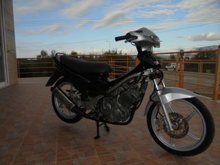 Suzuki 2002-thumb-3
