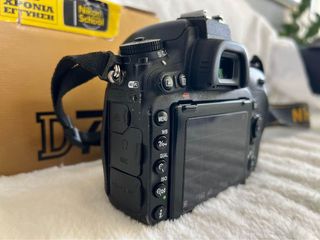Nikon D750 Full Frame DLSR-thumb-1