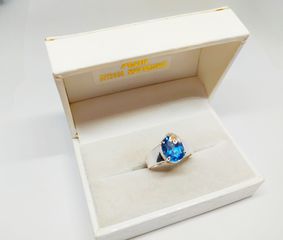 Γυναικείο δαχτυλίδι από ασήμι 950 με μπλε πέτρα ζιργκόν (Μ) Α9536 ΤΙΜΗ: 80 ΕΥΡΩ