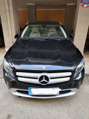 Mercedes-Benz GLA 180 '17 GLA180D URBAN