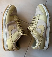 Nike dunk low se khaki suede gum συλλεκτικά 