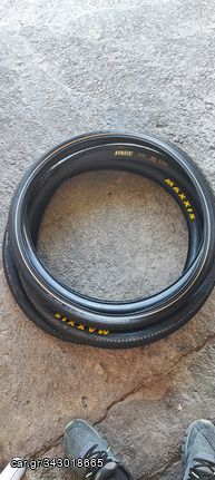 Maxxis pace 27.5x2.10 EXO TR (διπλωτα)schwalbe 27.5x1.65 σύρμα.