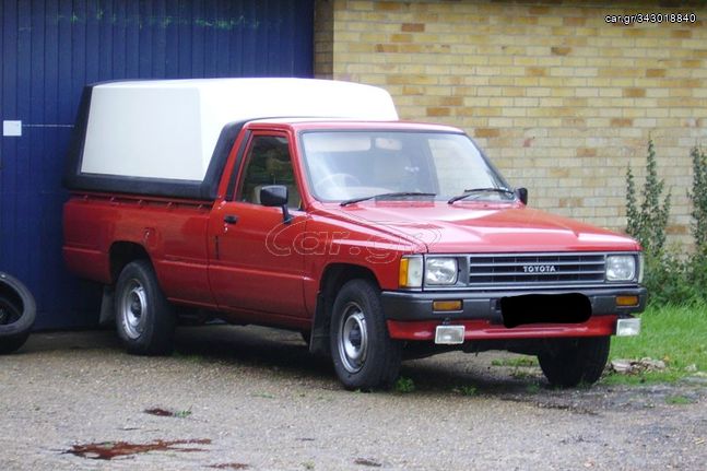 TOYOTA  HILUX  1983 – 1988   