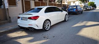 Mercedes-Benz A 180 2019 Sedan AMG-Line 7G-F1-DCT look a45