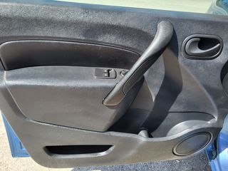 Renault Kangoo 2018-thumb-16