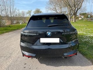 Bmw iX 2023 M60 i M Sport Pro Paket Panorama Sky Lounge-thumb-3