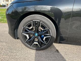 Bmw iX 2023 M60 i M Sport Pro Paket Panorama Sky Lounge-thumb-13
