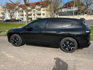 Bmw iX 2023 M60 i M Sport Pro Paket Panorama Sky Lounge-thumb-5