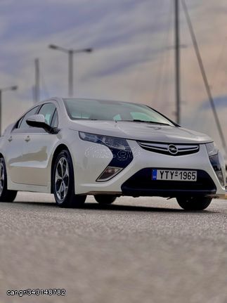 Opel Ampera '11