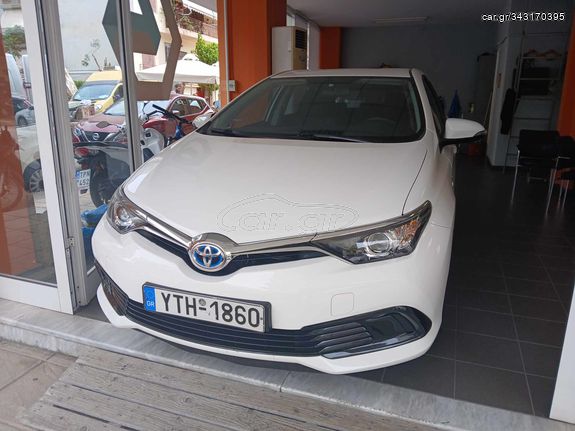 Toyota Auris '16  1.8 Hybrid ΕΛΛΗΝΙΚΗΣ ΑΝΤΙΠΡΟΣΩΠΕΙΑΣ