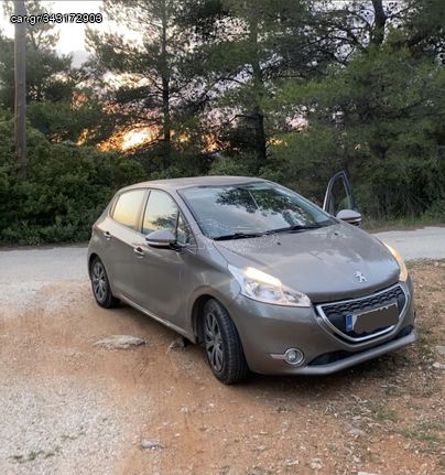 Peugeot 208 '15