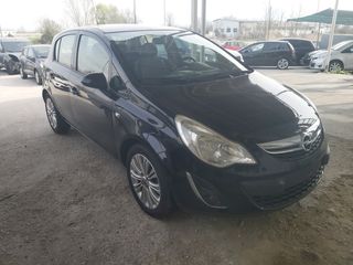 Opel Corsa 2011-thumb-1
