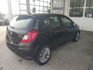 Opel Corsa 2011-thumb-3
