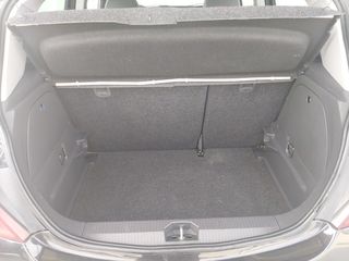 Opel Corsa 2011-thumb-16