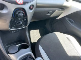 Toyota Aygo 2015-thumb-6