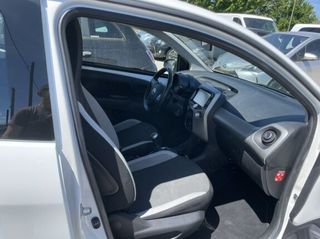 Toyota Aygo 2015-thumb-32