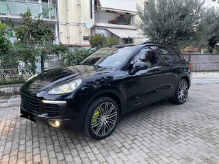 Porsche Cayenne '15