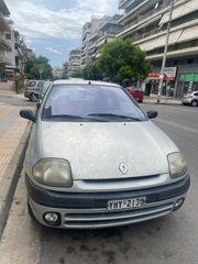 Renault Clio '00