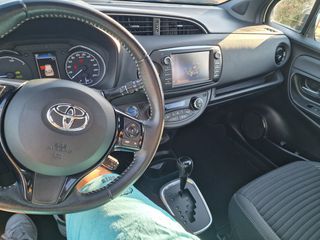 Toyota Yaris '18  1.5 Hybrid CVT