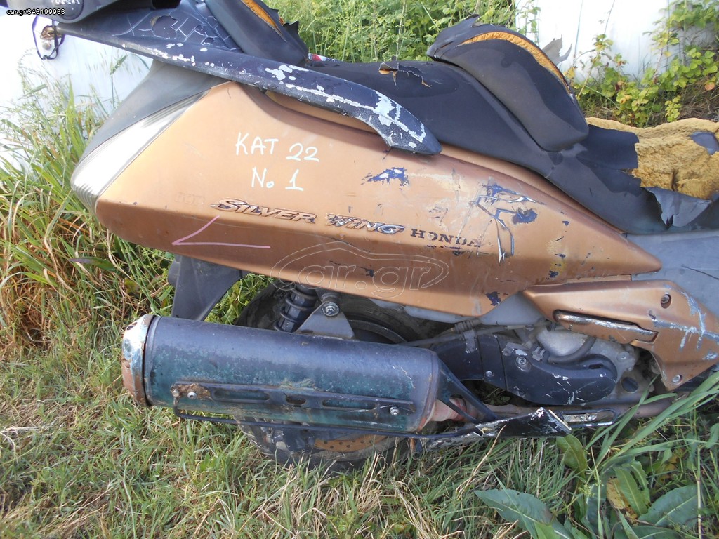 HONDA SILVER WING 600
