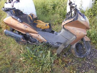 HONDA SILVER WING 600-thumb-1