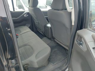 Nissan Navara 2014 King Cab 2.5 dCi XE-thumb-12
