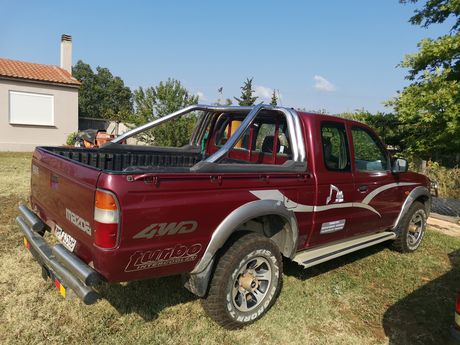 Mazda B 2500 '01