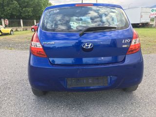 Hyundai i 20 2011-thumb-5