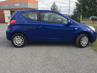 Hyundai i 20 2011-thumb-7