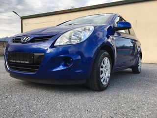 Hyundai i 20 2011-thumb-22