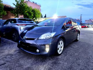 Toyota Prius '15  1.8 Hybrid Executive full ext