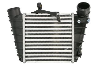 Ψυγείο αέρα υπερπλήρωσης SEAT CORDOBA, IBIZA III; SKODA FABIA I, FABIA I PRAKTIK, FABIA II, ROOMSTER, ROOMSTER PRAKTIK; VW FOX, POLO, POLO IV 1.4-1.9D 08.99-
