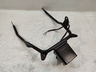 Suzuki GSXR 750 σίδερο υποπλαίσιο & φανάρι πινακίδας 89’-thumb-2