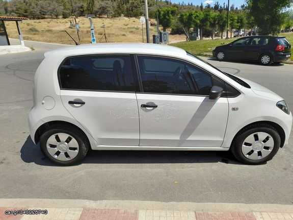 Volkswagen Up '14