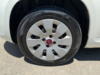 Fiat Panda 2017-thumb-20