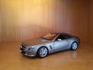 1/18 mercedes sl 500 2012 norev