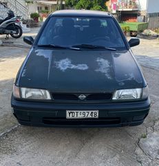 Nissan Sunny '92