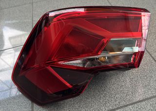 ΦΑΝΟΣ ΠΙΣΩ ΔΕΞΙΑ ΕΞΩΤΕΡΙΚΟΣ AUDI A1 2019 82A.945.070-thumb-1