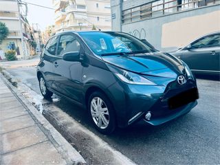 Toyota Aygo '19 1.0 X-Play,Led ,touch,camera