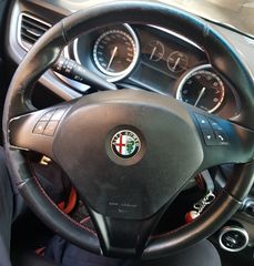 Τιμόνι Alfa romeo Giulietta / Mito με πλήκτρα κοκκινόραφο