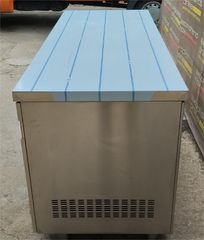 Ψυγείο Πάγκος Συντήρηση Με 3 Πόρτες 179,2x70x87,3Cm INOMAK - Καινούργιο.-thumb-2
