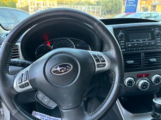 Subaru Impreza 2011-thumb-13