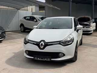 Renault Clio 2014 1.5 DCi Energy Expression-thumb-1