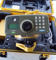 Topcon DL-101C -thumb-1