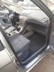 Ford S-Max 2009-thumb-14